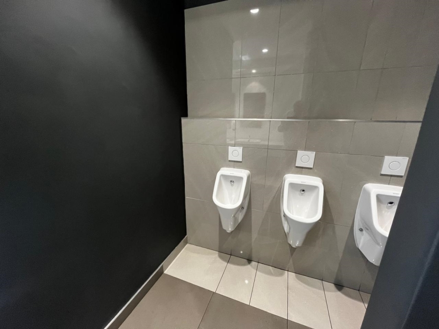 To Let commercial Property for Rent in Bo Oakdale Western Cape